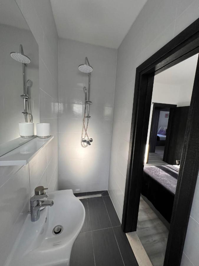Apartment Lena Baska Voda Ngoại thất bức ảnh